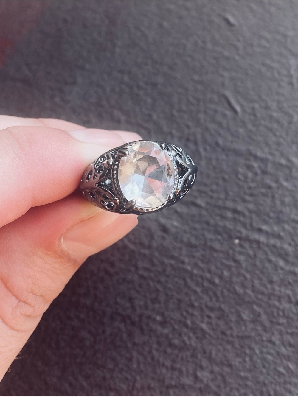 Dark Silver-Tone Filigree Ring with Clear Faceted Cubic Zirconium Stone Size 6